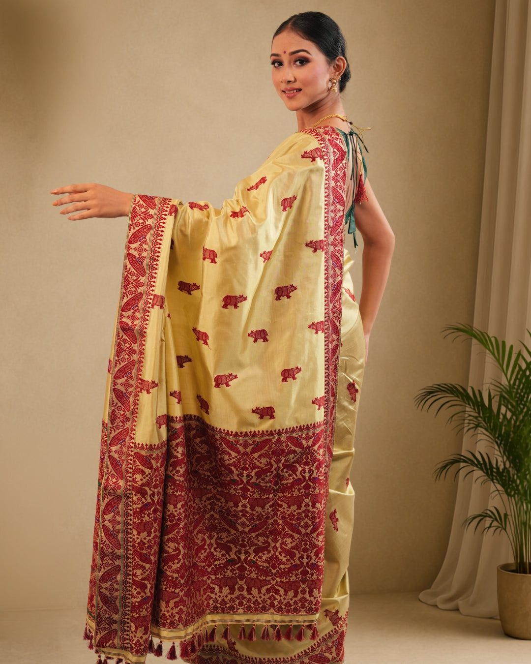 Golden Pure Mulberry Silk Kaziranga Thread Work Assam Silk Saree