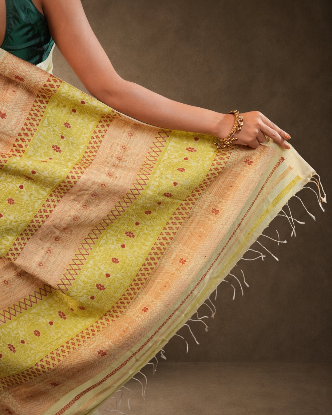 Pure Eri By Mulberry Off White Thread Work Assam Silk Saree
