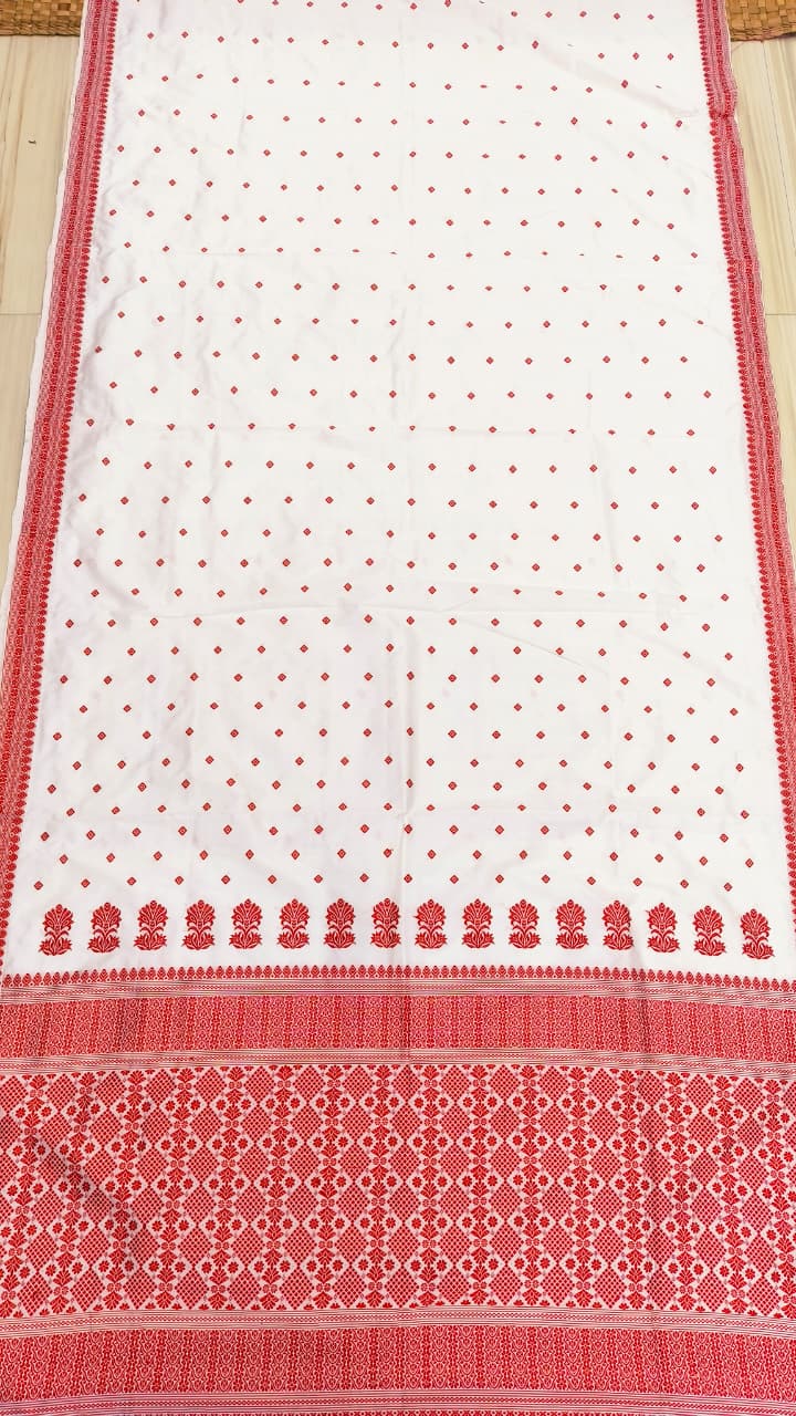 White Pure Mulberry Silk Thread Work Assam Silk Saree