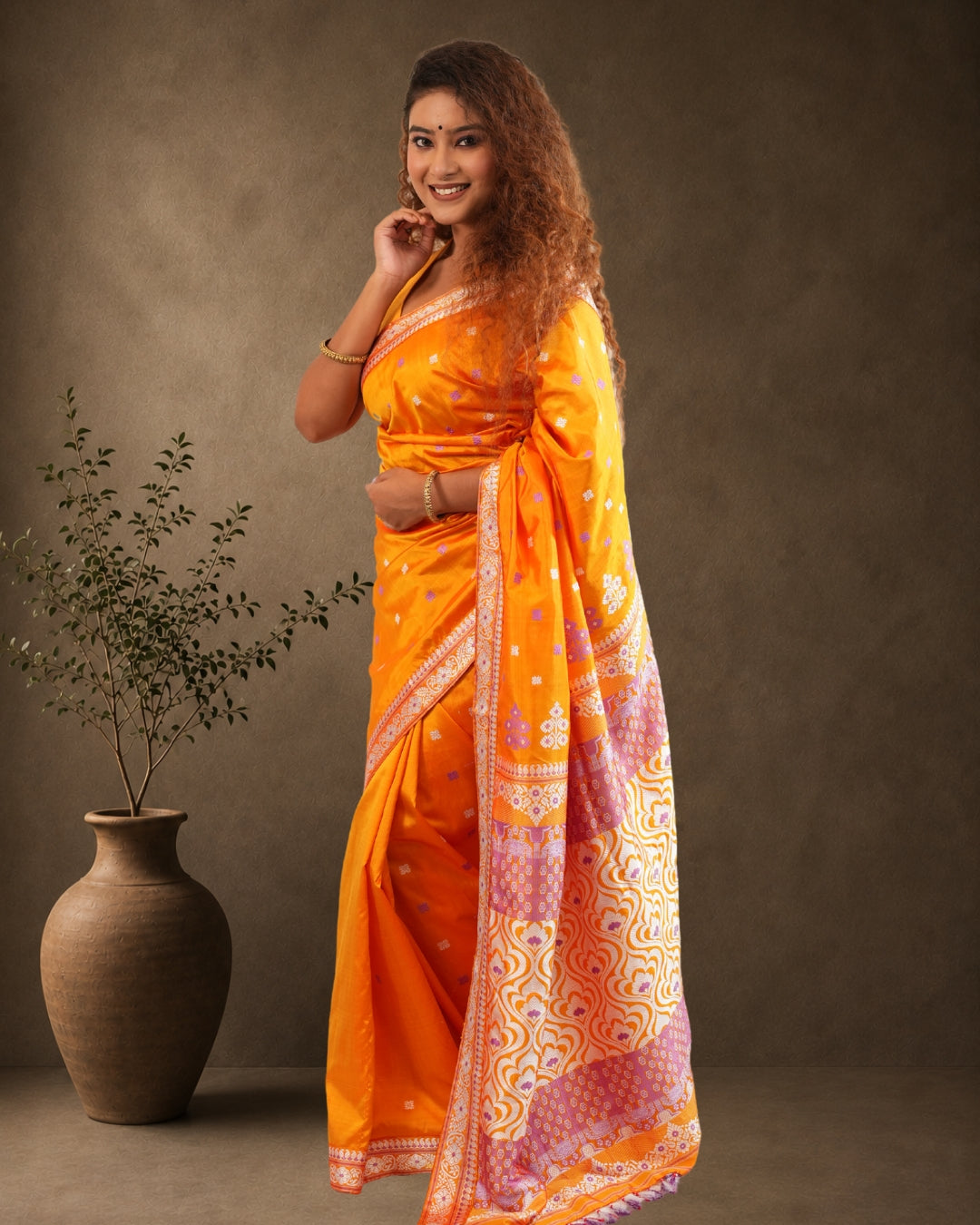Pure Mulberry Silk Designer Thread Work Assam Silk Saree
