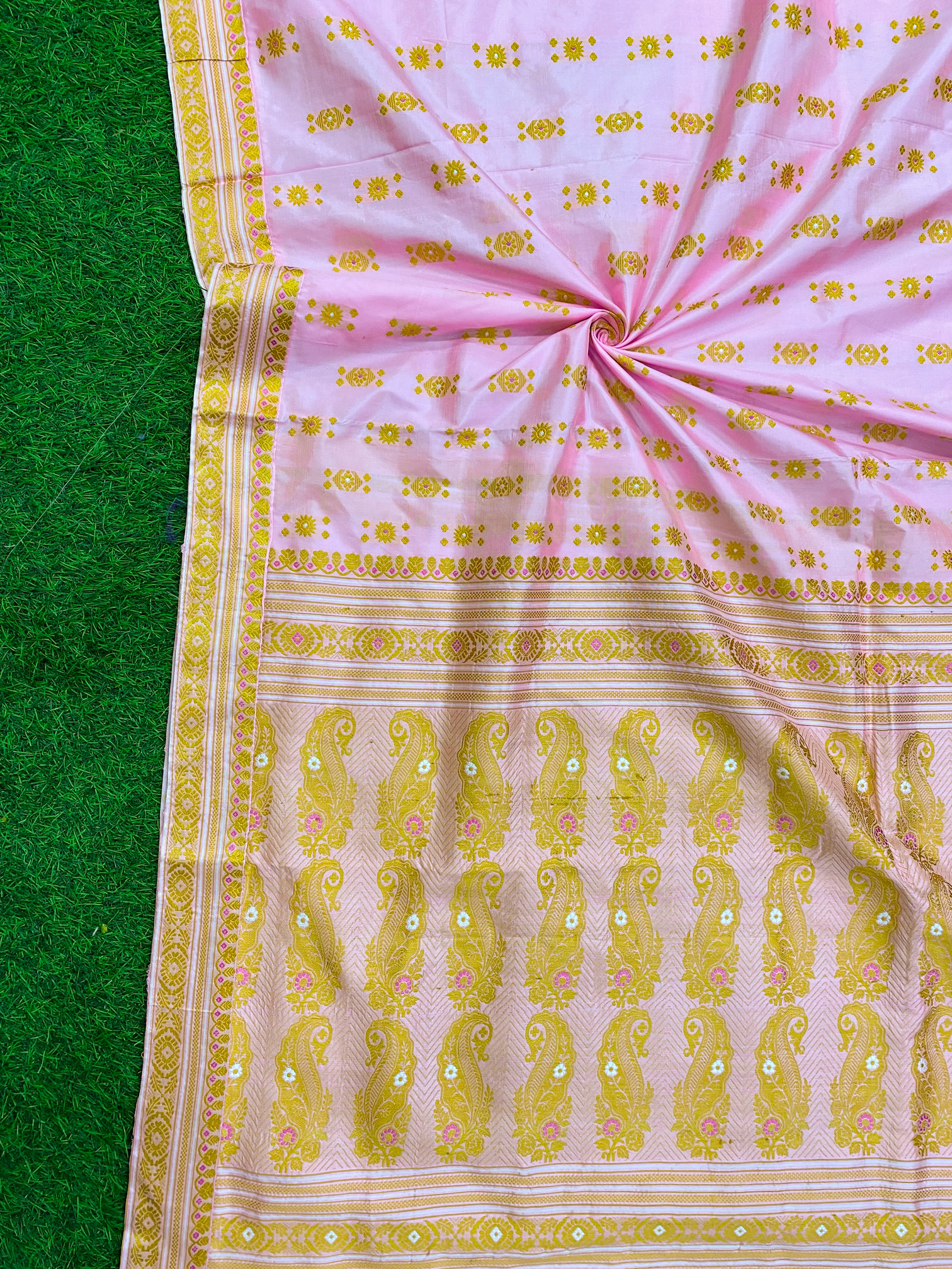 Baby Pink Pure Paat / Mulberry Assam-Silk-Saree with Golden Thread Work – MS70