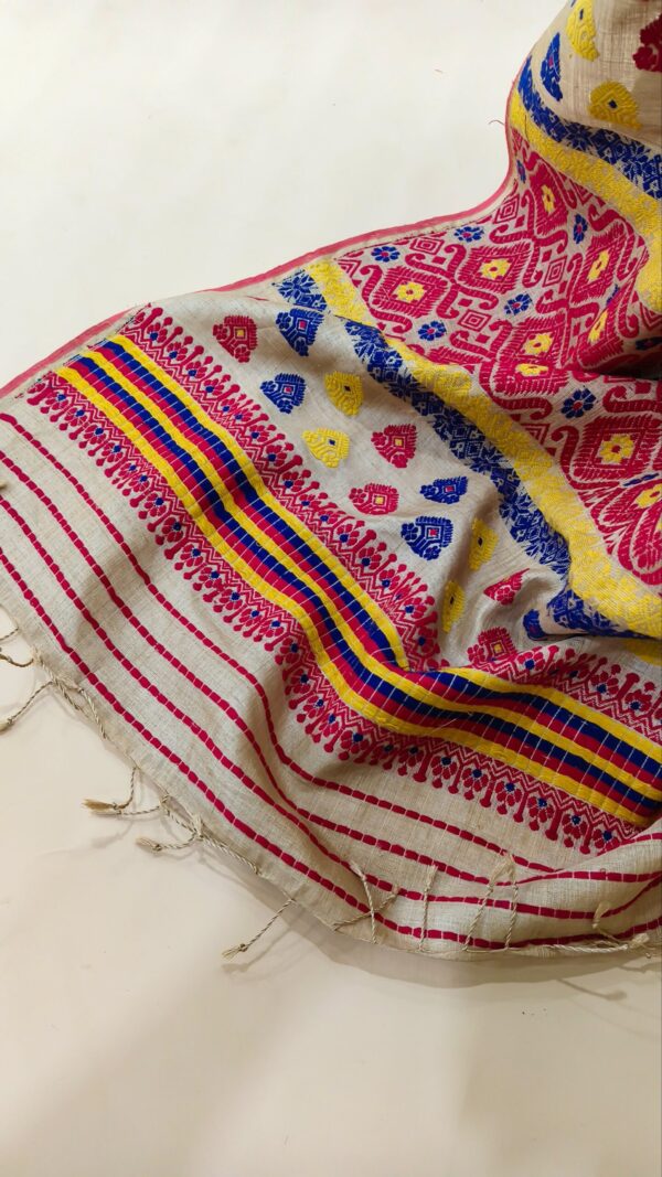Pure Muga Assam Silk Sraee With Multicoloured Motifs - Image 5
