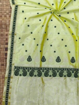 Exclusive Mulberry (paat) Assam Silk Saree - Light Yellow Zari | Mayurisilk