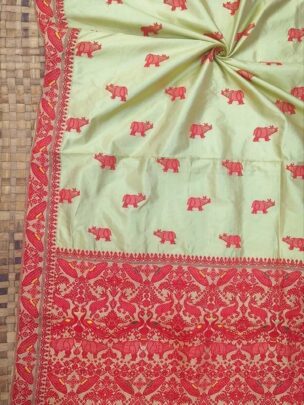 Exclusive Mulberry (paat) Assam Silk Saree -Beige Kaziranga Motifs | Mayurisilk