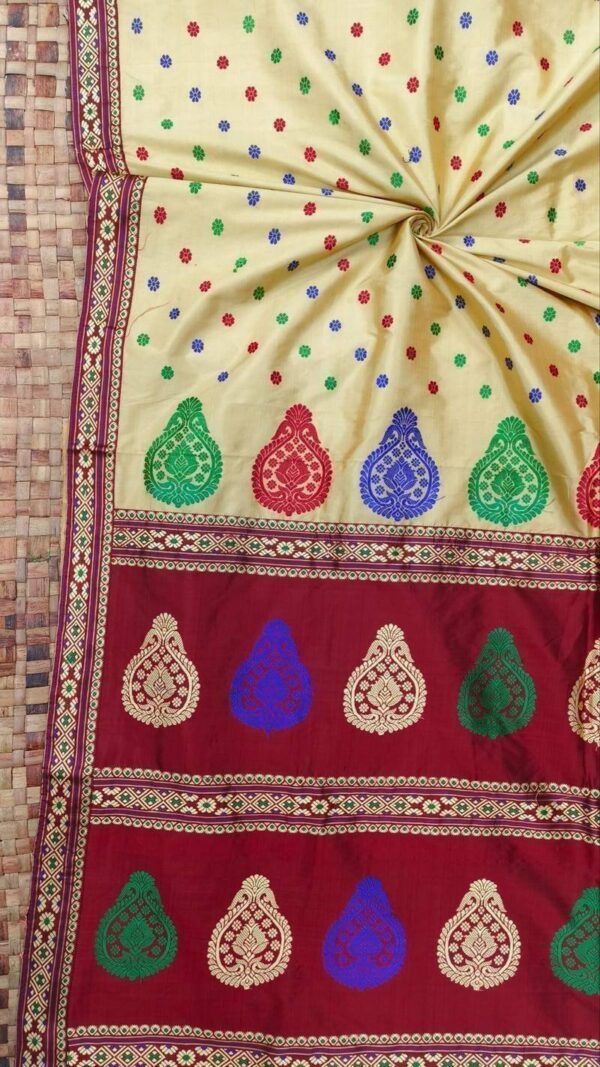 Exclusive Vip Mulberry (Paat) Assam Silk Saree With Double Blouse Piece - Beige | Mayurisilk