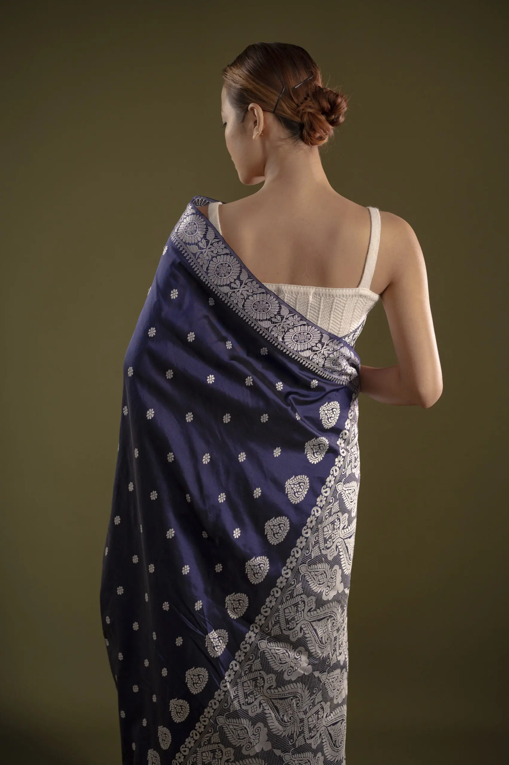 Navy Blue Assam Silk Saree With White Motifs - Image 3