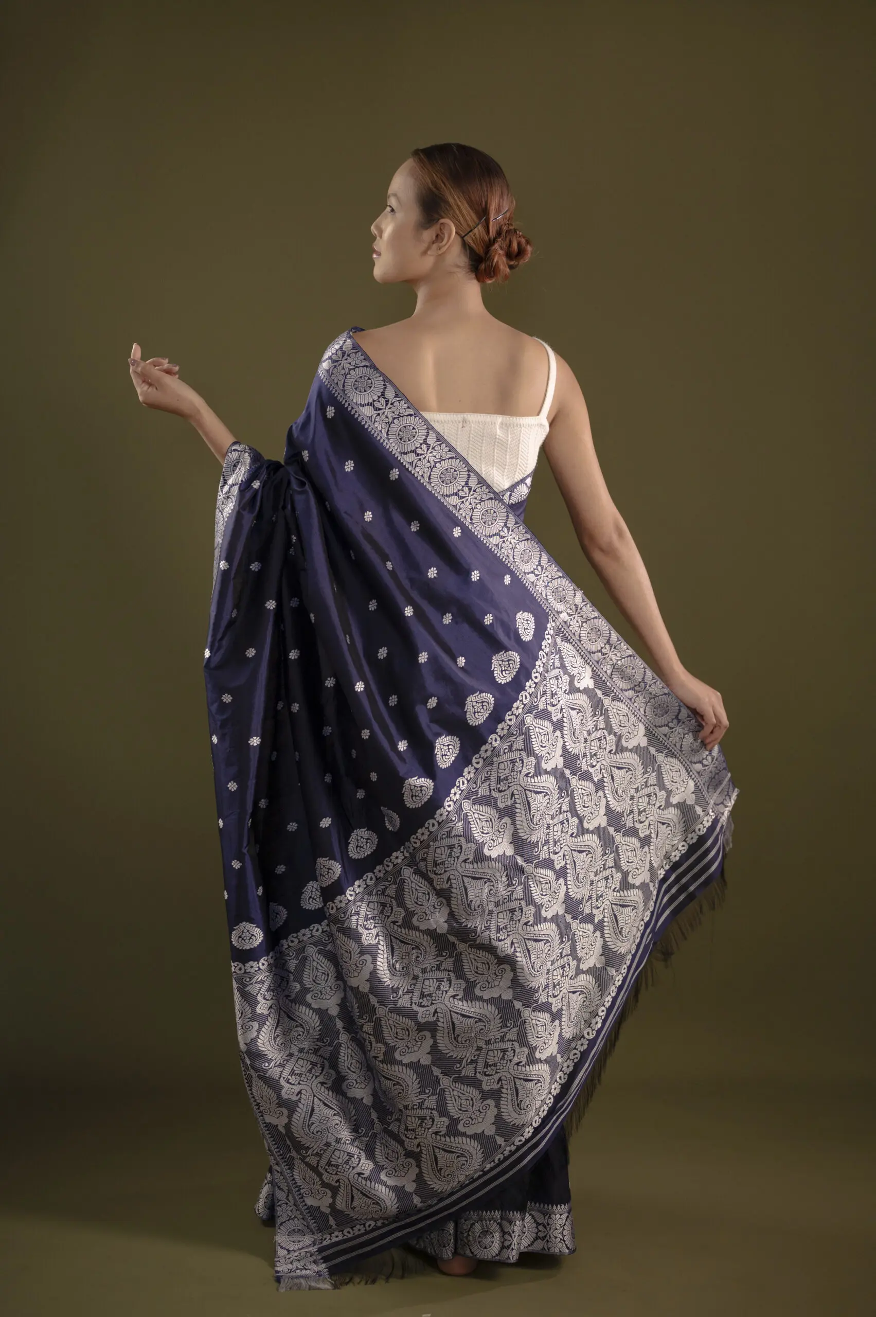 Navy Blue Assam Silk Saree With White Motifs - Image 6