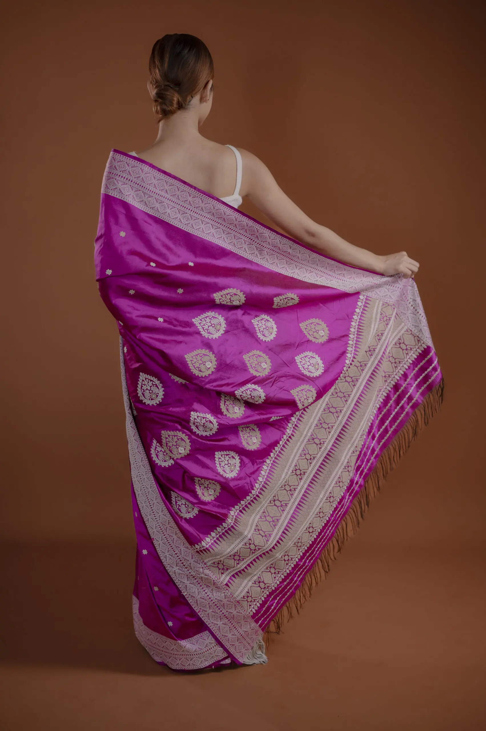 Purple Mulberry (Paat) Assam Silk Saree With Interwoven Border - Image 5