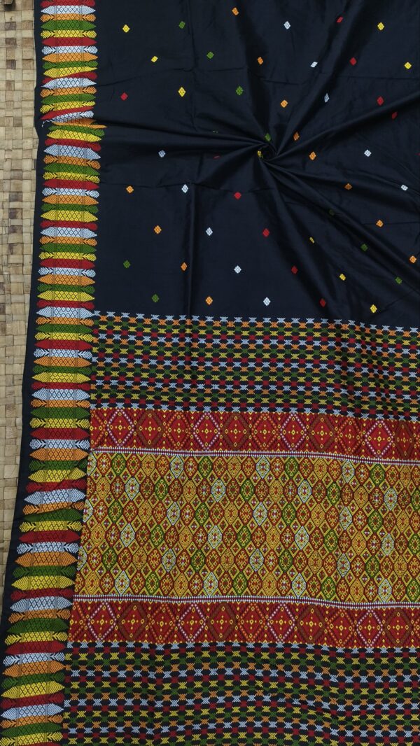 Black Heavy Mulberry Paat Assam Silk Saree With Interwoven Border | Mayurisilk