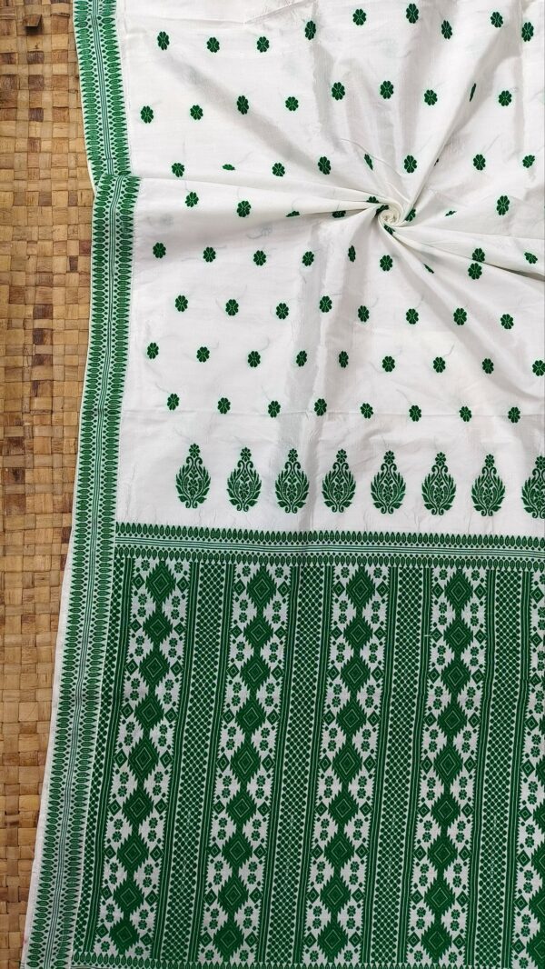 WHITE MULBERRY PAAT ASSAM SILK SAREE | MAYURISILK
