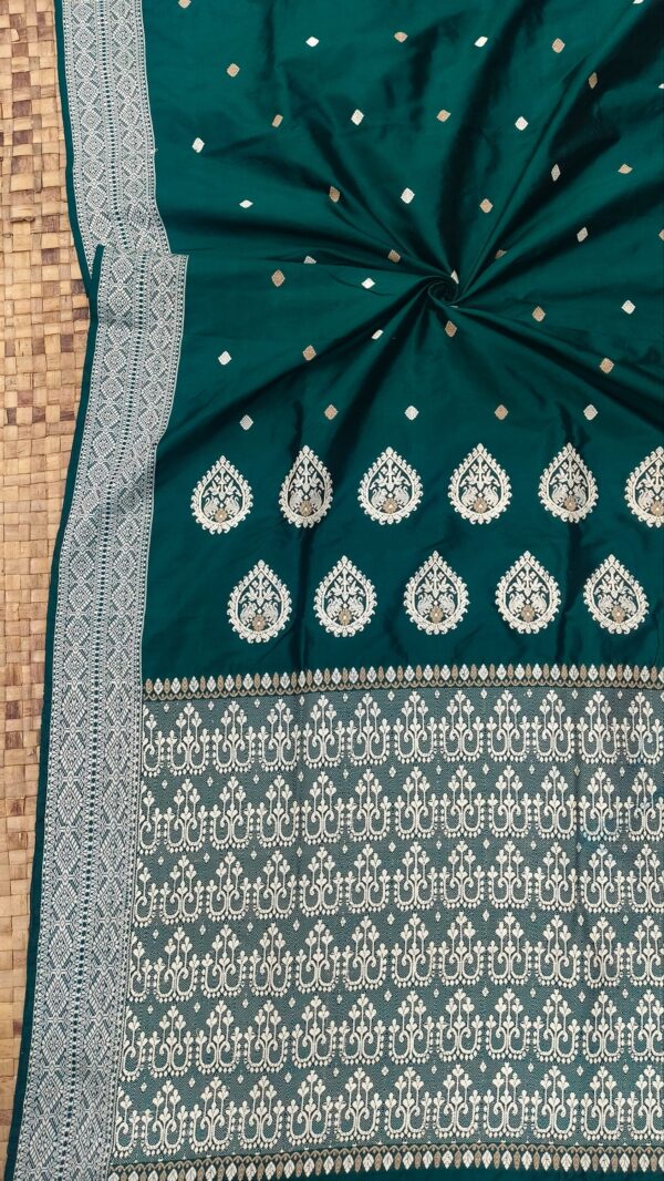 Green Assam Silk Saree With Interwoven Border | mayurisilk