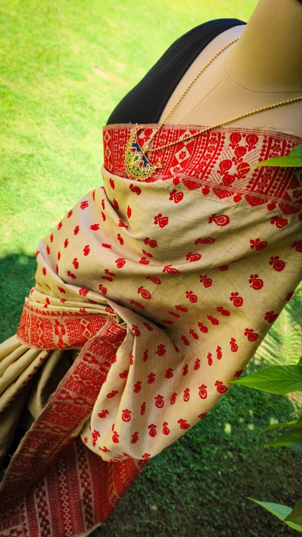 Pure Muga Assam Silk Saree With Red Motifs - Image 4