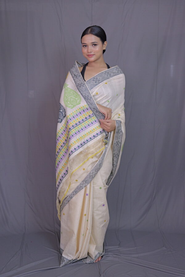 WHITE ERI BY ERI  ASSSAM SILK SAREE MAYURISILK - Image 6