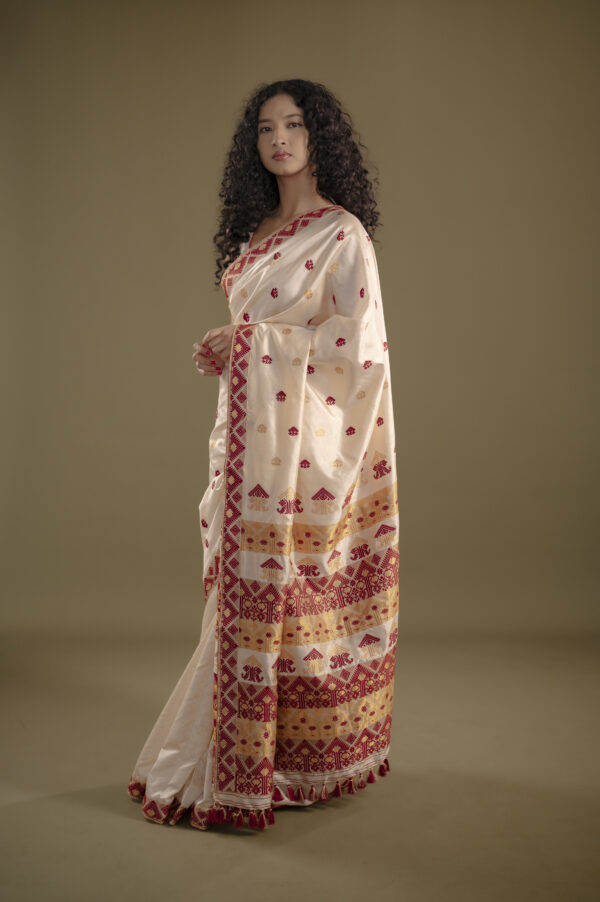 OFF WHITE TUSSAR BY MULBERRY ASSAM SILK SAREE MAYURISILK - Image 2