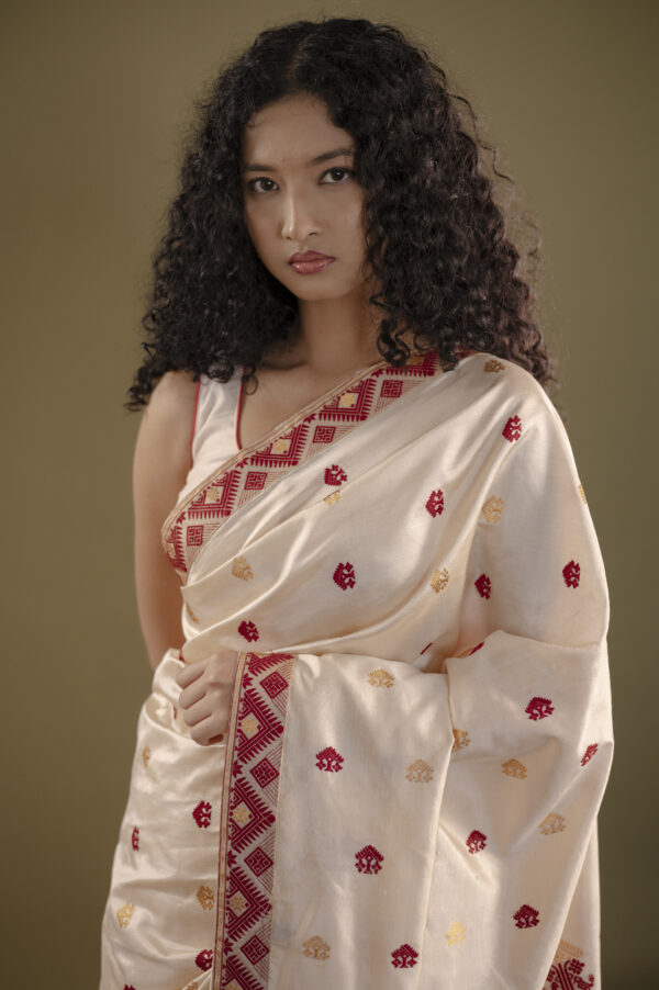 OFF WHITE TUSSAR BY MULBERRY ASSAM SILK SAREE MAYURISILK