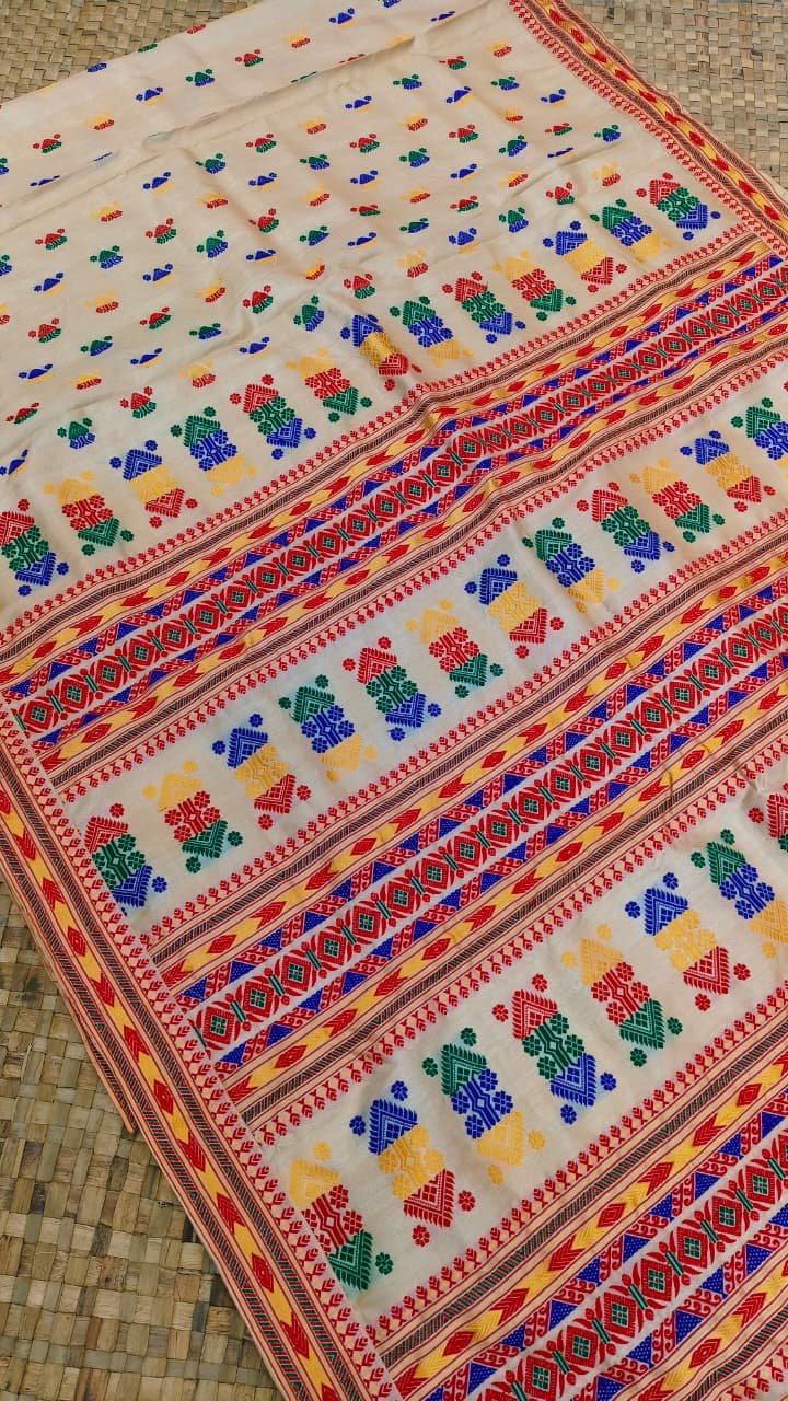 Tussar By Tussar Beige Multicolour Motifs Thread Work Saree 200213 - Image 3