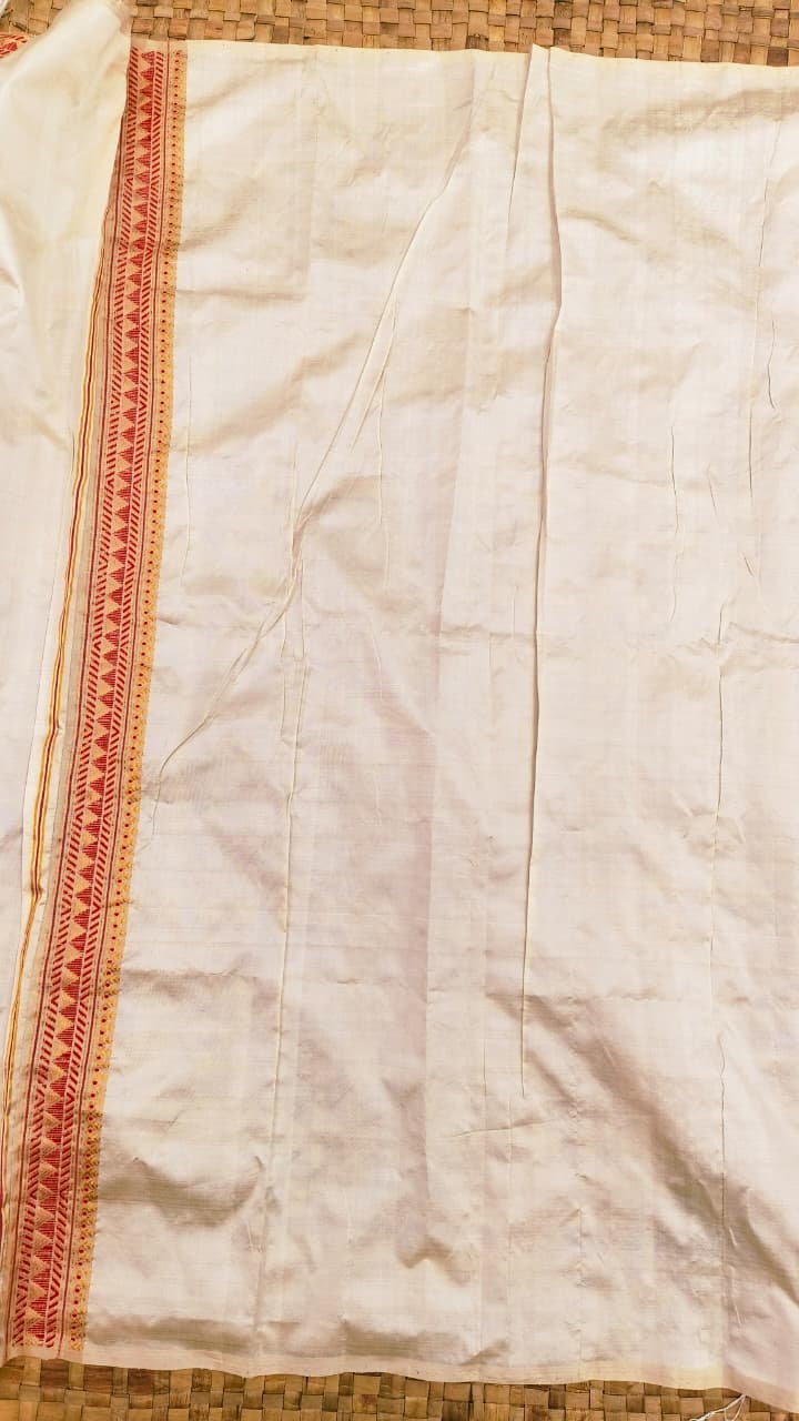 Tussar By Mulberry Assam Silk Saree With Golden Zari 200295 - Image 2