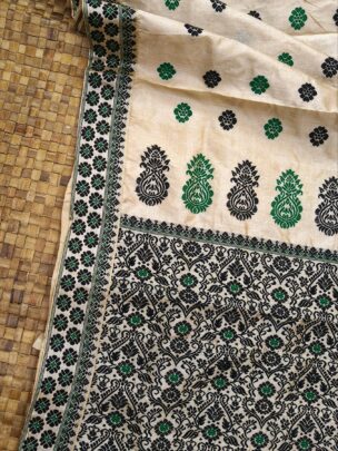 Pure Tussar By Tussar Silk Thread Work Assam Silk Saree with Black And Green Motifs