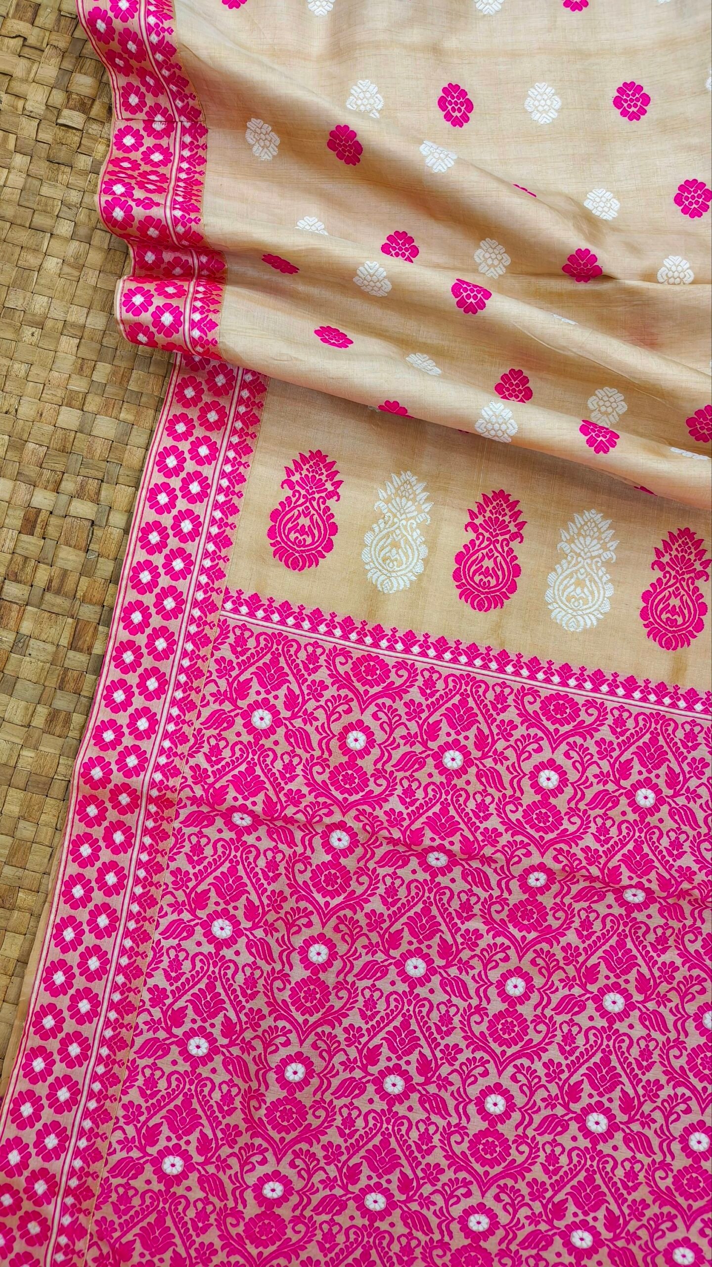 Pure Tussar By Tussar Silk Thread Work Assam Silk Saree with Pink And White Motifs