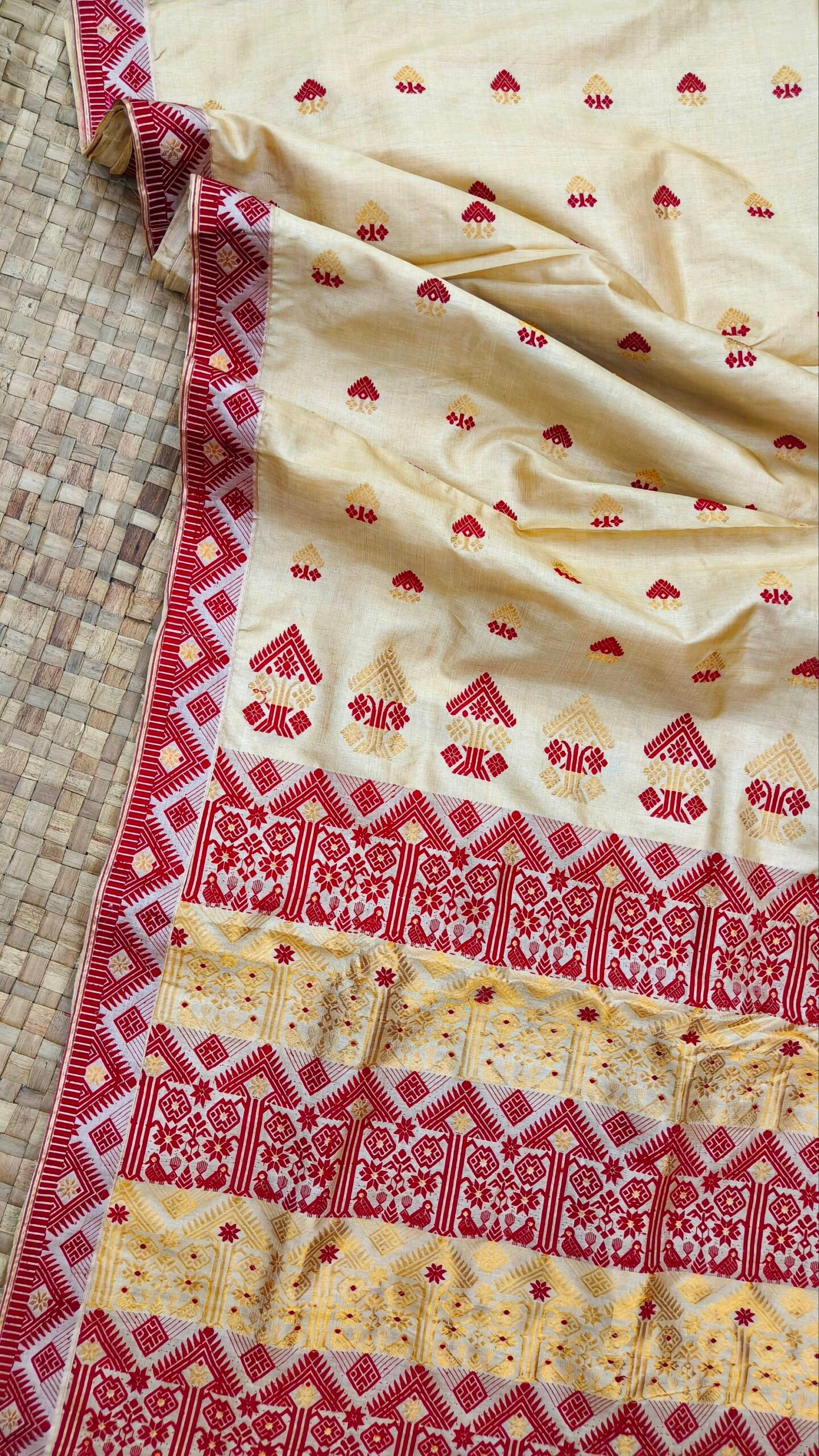 Pure Tussar By Tussar Silk With Golden Zari And Thread Work Assam Silk Saree