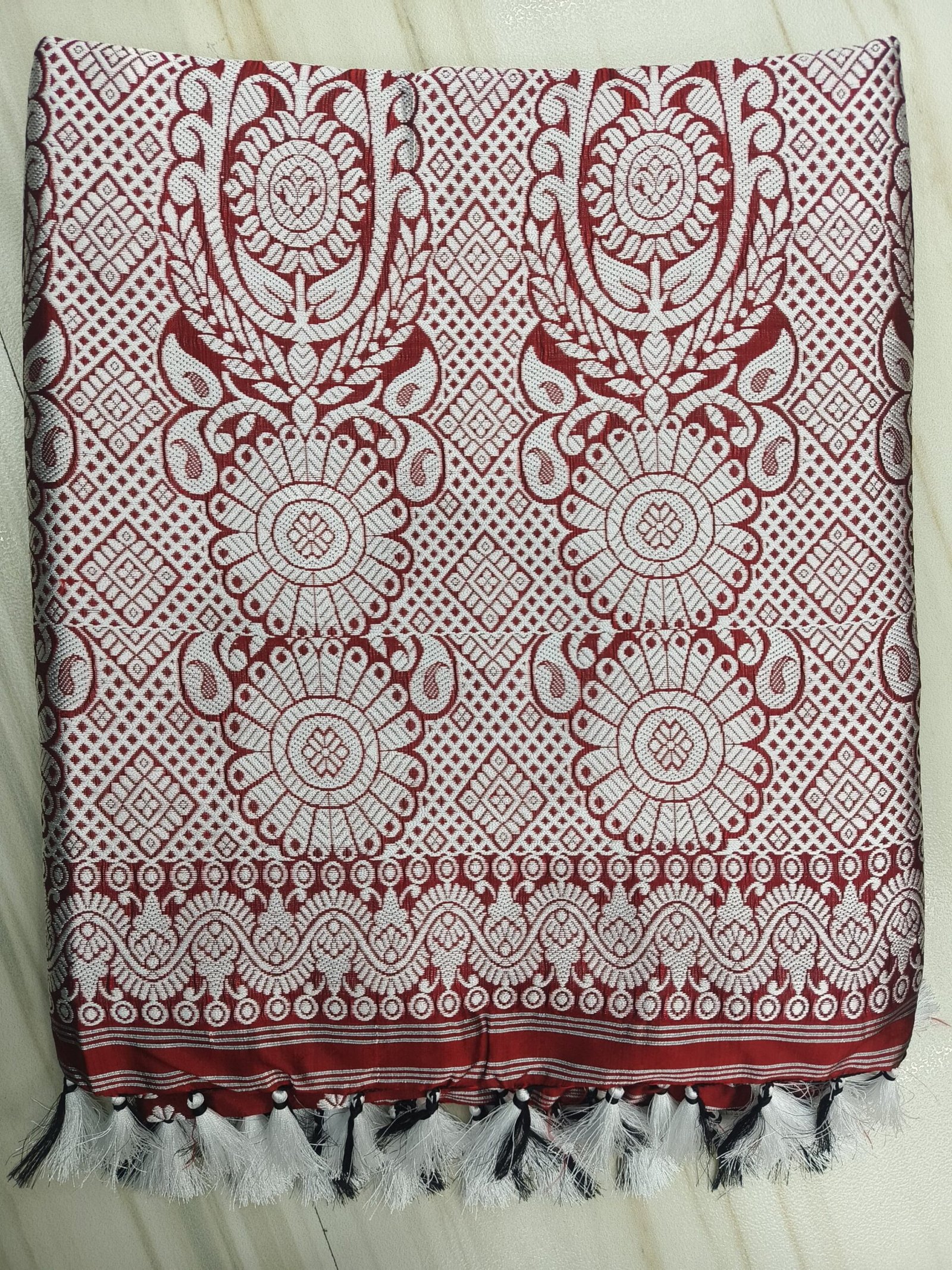 MULBERRY (PAAT) ASSAM SILK MAROON SAREE - Image 2