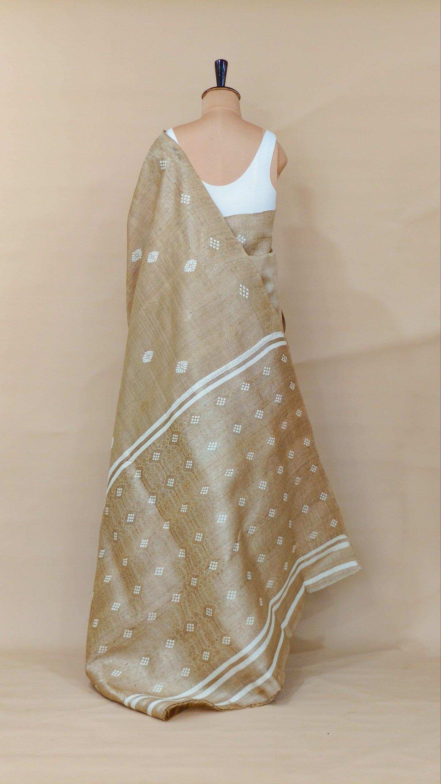 Pure Muga Assam Silk Saree With White Motifs Beige - Image 4