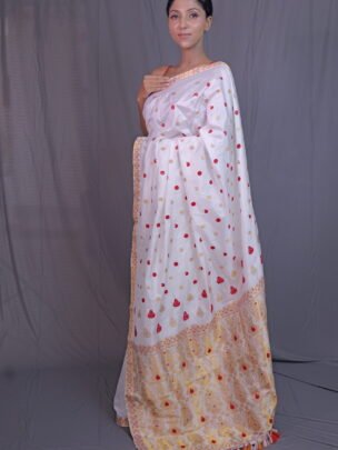 White Mulberry (Paat) Silk Saree With Zari And Thread Motifs