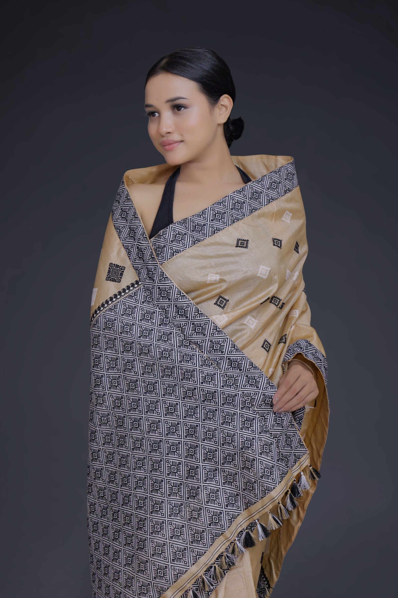 Tussar Silk Saree with Black and White Motifs - Image 4