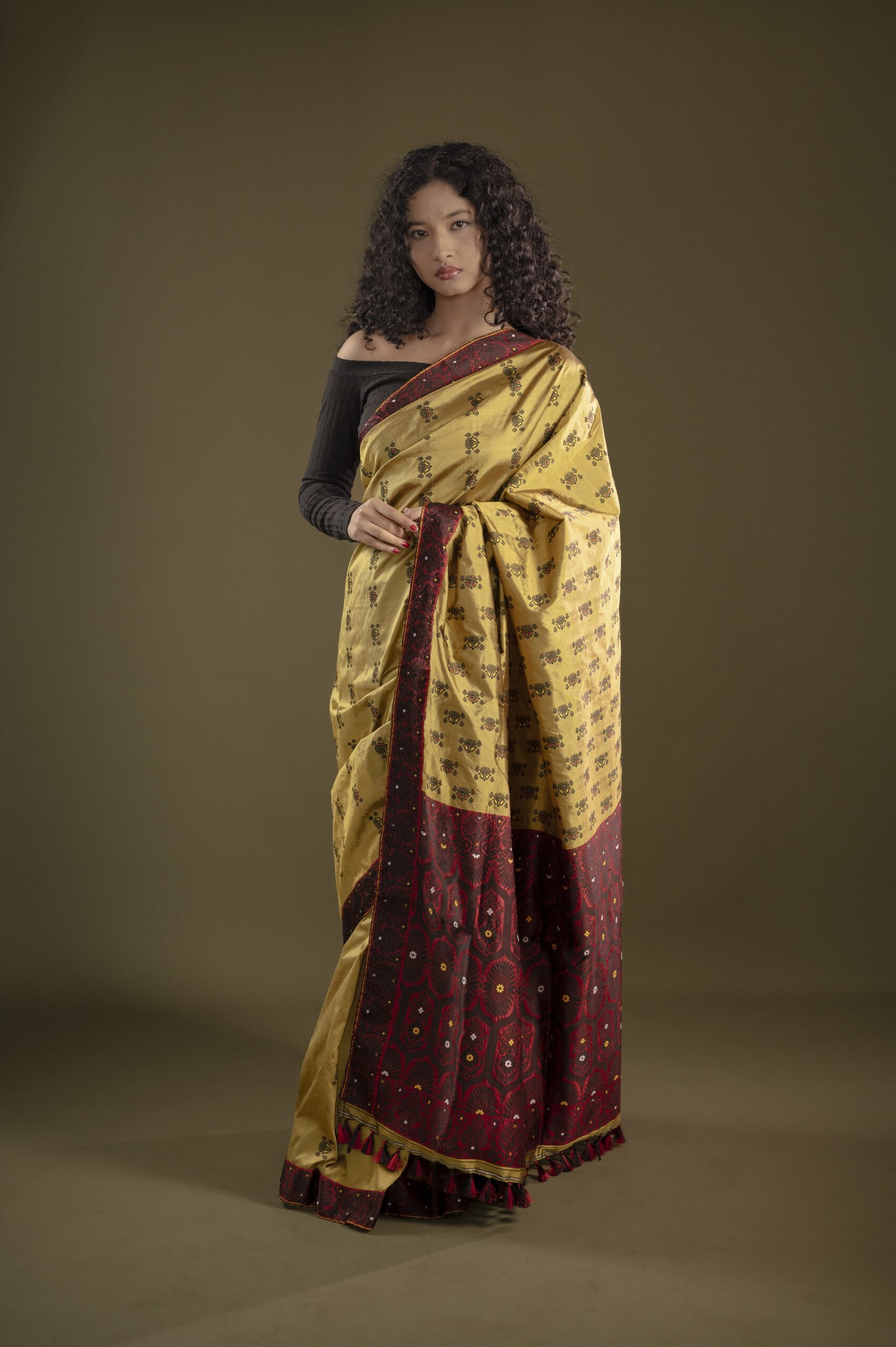 Olive Yellow Assam Silk Saree With Maroon Contrast Anchal