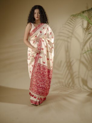 Tussar Mulberry (Paat) Silk Saree With Rhino Motifs