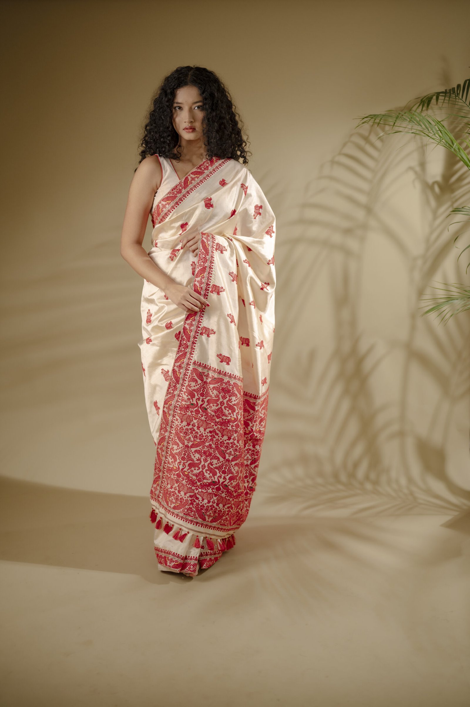 Tussar Mulberry (Paat) Silk Saree With Rhino Motifs