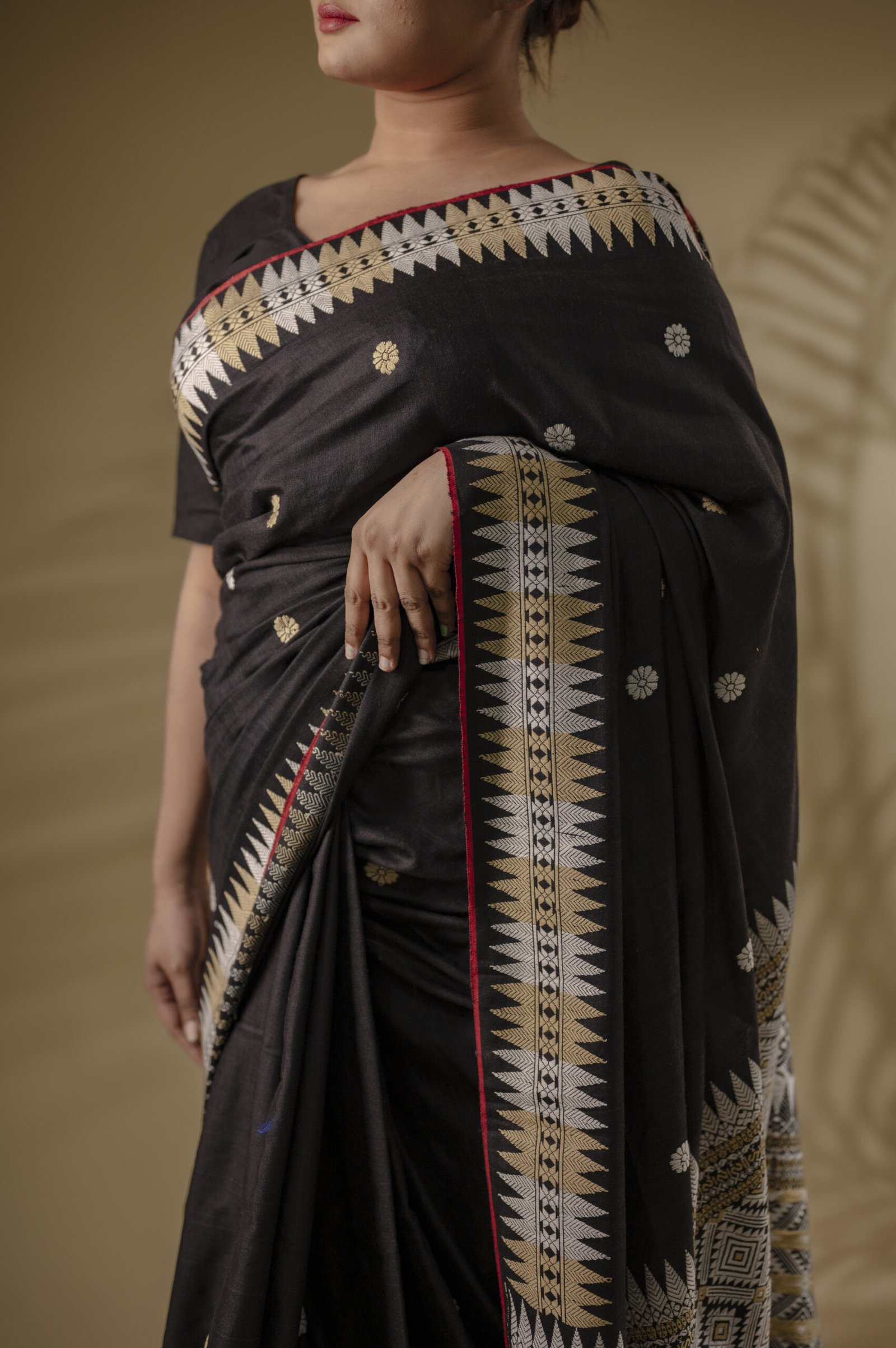 Black Eri Silk Saree With Interwoven Border - Image 2