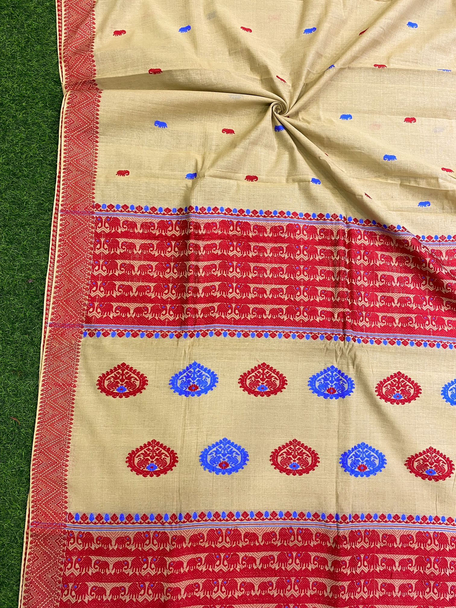 Beige Pure Eri Mulberry Assam Silk Saree with Thread Work – ES46